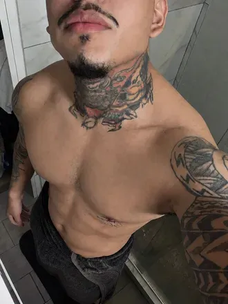 OnlyFans account  henry.kuyper header 2