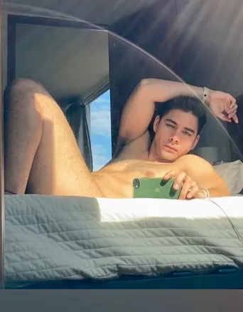 OnlyFans cuenta levazi header 2