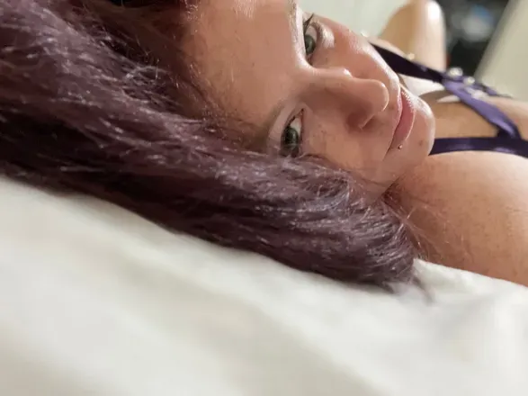 OnlyFans cuenta izzybell4one3 avatar 1