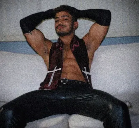 OnlyFans of roscariano