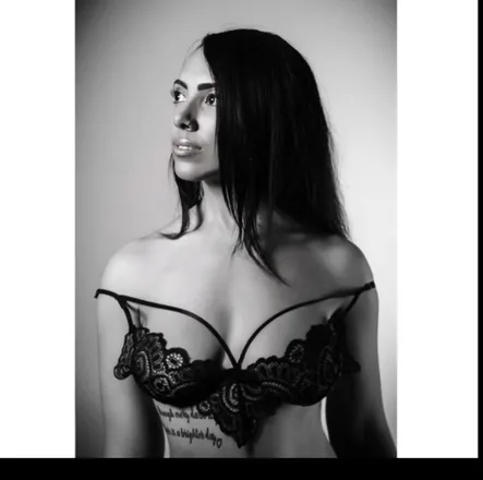 OnlyFans cuenta cloathena header 2