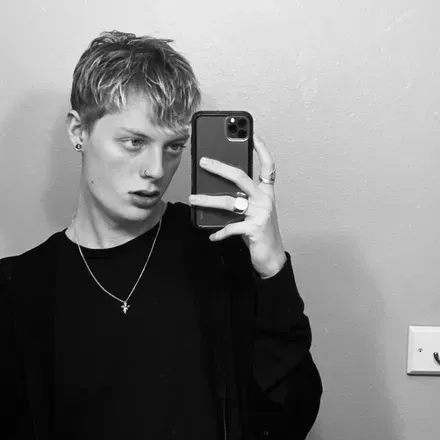 OnlyFans account  untitledbrain avatar 1