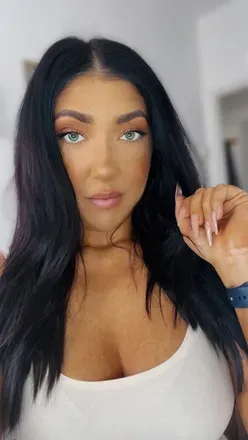 OnlyFans cuenta hotandsexysarah avatar 1