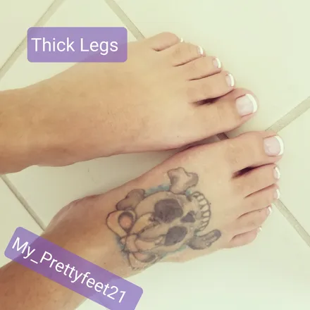 OnlyFans cuenta my_prettyfeet21 header 2