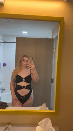 OnlyFans cuenta katieblu avatar 1