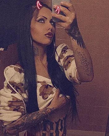 OnlyFans cuenta itskarmabishh avatar 1