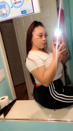 OnlyFans cuenta muvaamariee avatar 1