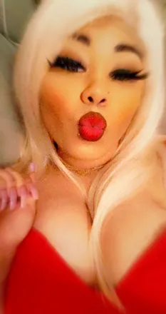 OnlyFans cuenta prettyassmariee header 2