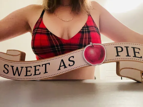 OnlyFans cuenta candie-apple header 2
