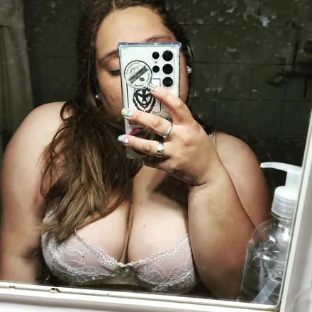 OnlyFans account  ariiveth header 2