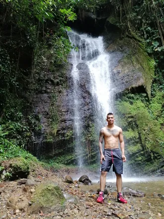 OnlyFans cuenta alejito121295 header 2