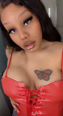 OnlyFans cuenta barbieadair header 2
