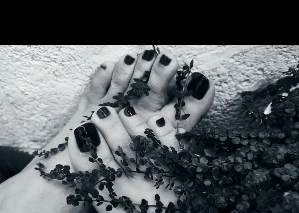 OnlyFans cuenta mybeautifulfeet2 header 2