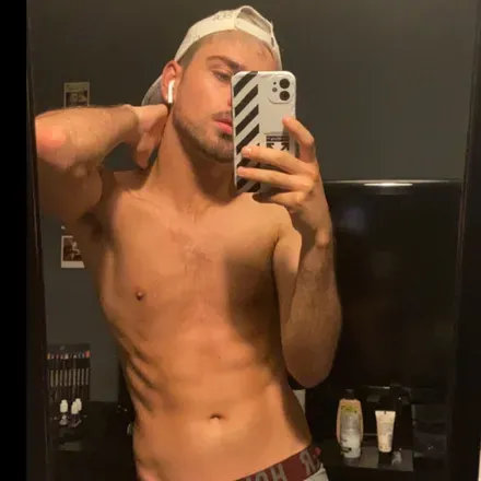 OnlyFans cuenta kyleeeonline avatar 1