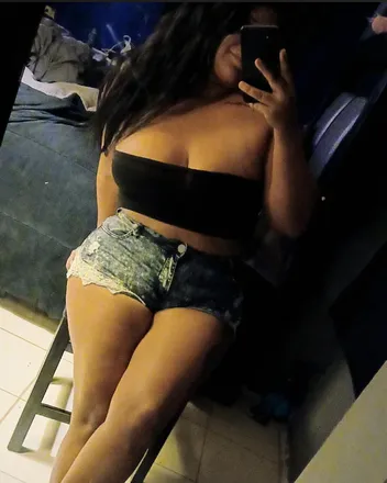 OnlyFans cuenta cariito01 header 2
