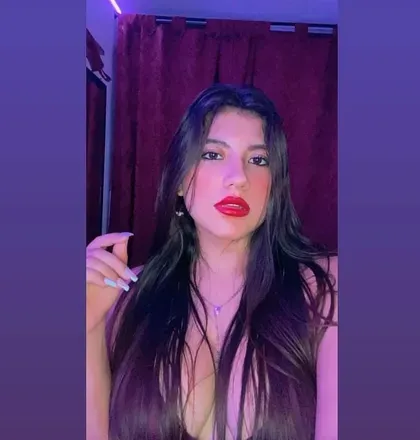 OnlyFans cuenta karolmarente2 avatar 1