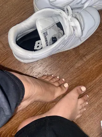 OnlyFans cuenta feet.world47 avatar 1