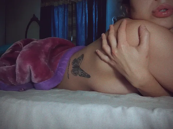 OnlyFans cuenta juditmerati07 header 2