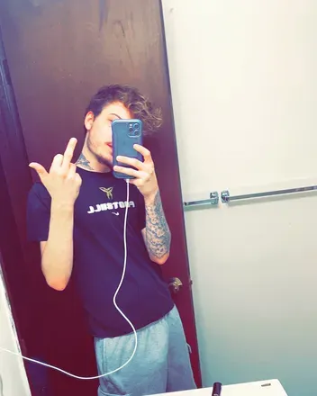 OnlyFans account  trae1319 avatar 1