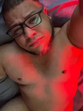 OnlyFans cuenta vic34100 avatar 1