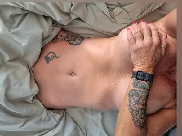 OnlyFans account  u114224968 header 2