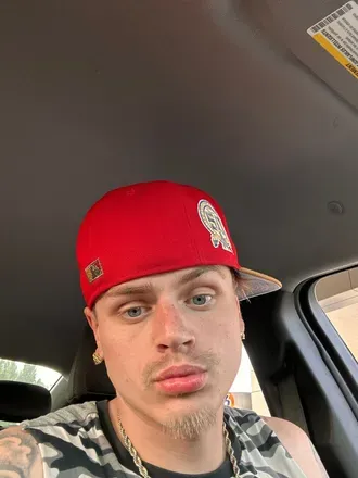 OnlyFans account  isthatryan2536 avatar 1