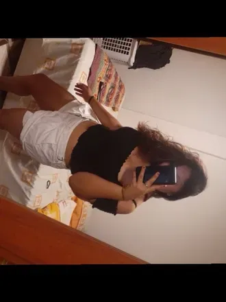 OnlyFans cuenta roouus22 header 2