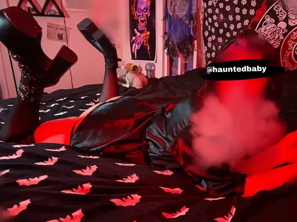 OnlyFans cuenta hauntedbaby header 2