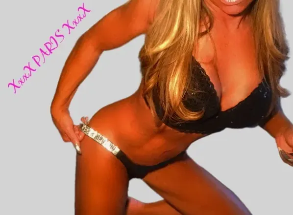 OnlyFans account  xxxx_paris_xxxx header 2