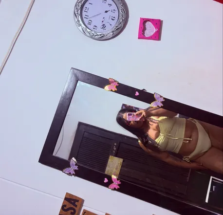 OnlyFans account  nicolesarria header 2