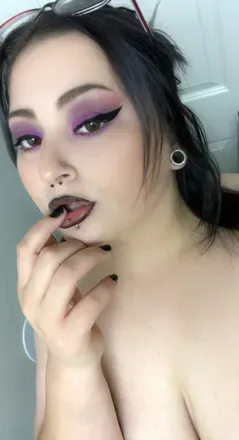 OnlyFans cuenta peachesncream1630 avatar 1