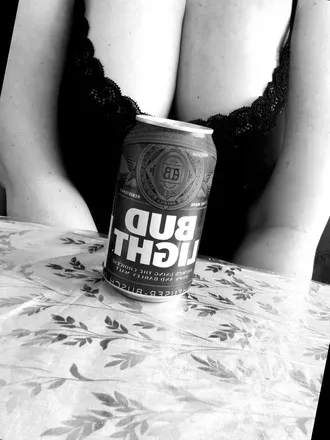 OnlyFans cuenta budlightgirl007 avatar 1