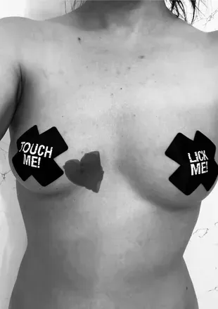OnlyFans account  playfulandbeautifulpussy avatar 1
