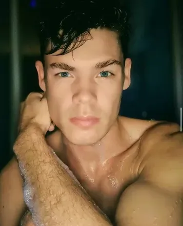 OnlyFans cuenta julian-world avatar 1