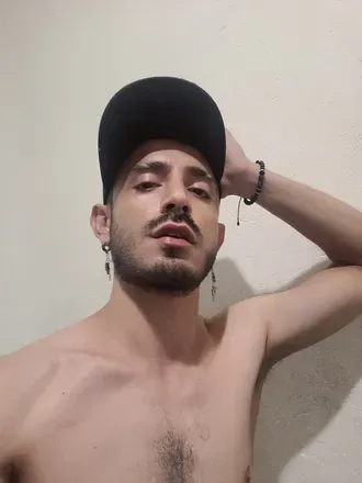 OnlyFans cuenta diablitonegro32 avatar 1