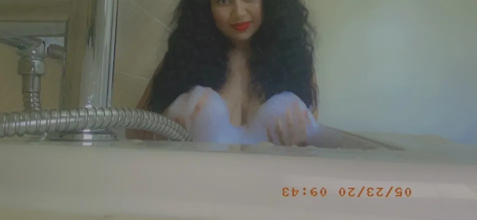 OnlyFans cuenta roxannewest header 2