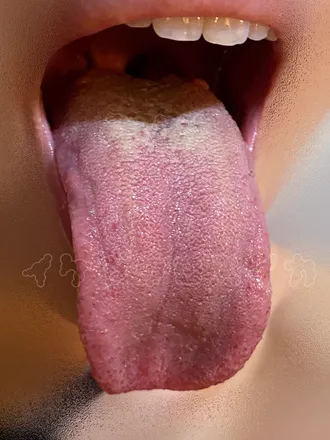 OnlyFans cuenta tongue_minori header 2