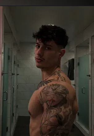 🥇 Wavvy Italian onlyfans Model ️ Polls and Fans Reviews, Photo History