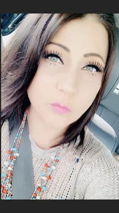 OnlyFans account  bellafindom avatar 1
