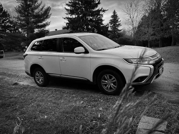OnlyFans account  thegirlwiththesuv header 2