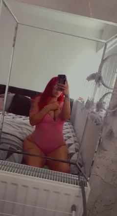OnlyFans cuenta holl567 header 2
