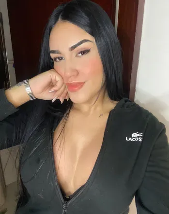 OnlyFans cuenta polyana_flores avatar 1
