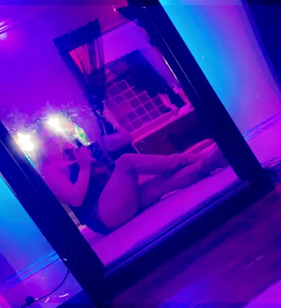 OnlyFans cuenta veil3199 header 2