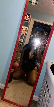 OnlyFans account  lboxxly avatar 1