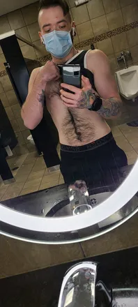 OnlyFans cuenta theeguynextdoor header 2