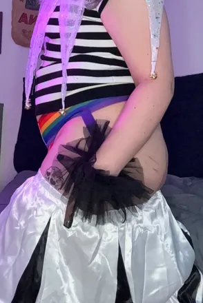 OnlyFans account  tendertillie header 2