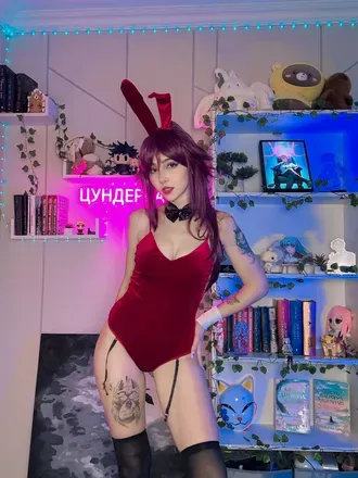 OnlyFans cuenta larapechika avatar 1
