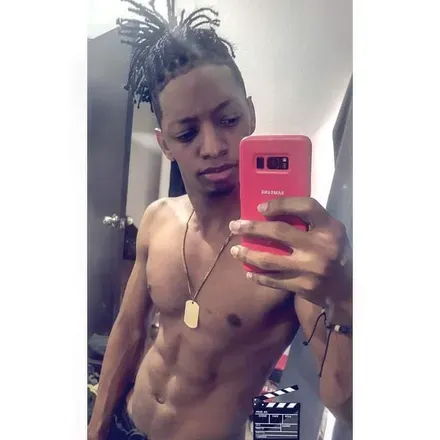 OnlyFans cuenta flowzzy avatar 1
