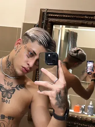 OnlyFans cuenta tommi04 header 2