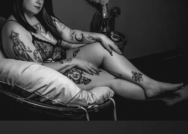 OnlyFans cuenta deaths_siren header 2